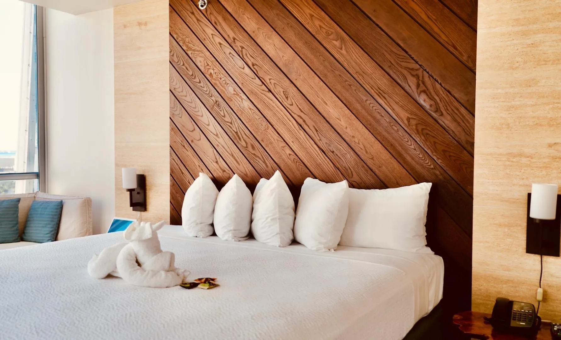 Waikiki Gateway Hotel ホノルル